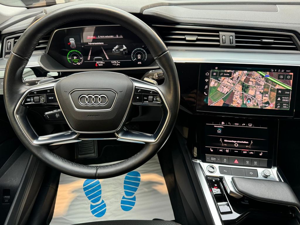 Audi e-tron 2023