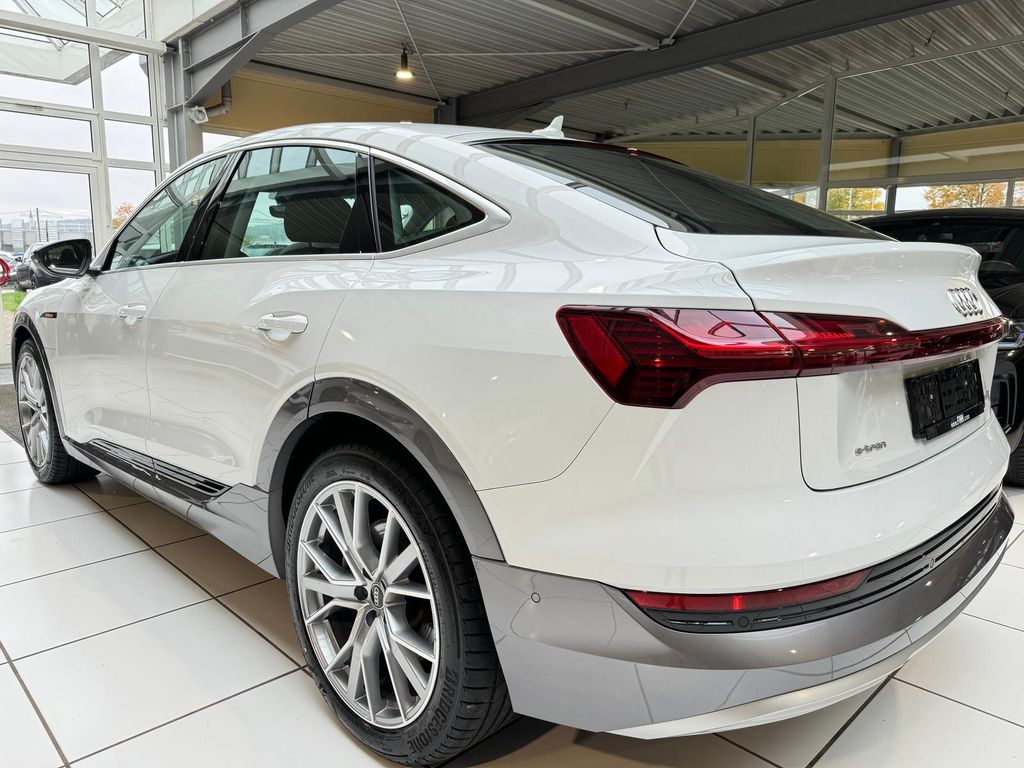 Audi e-tron 2023