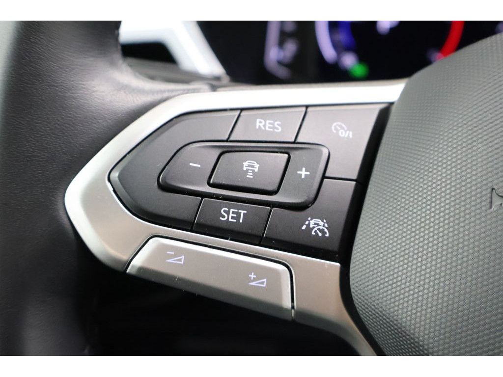 Volkswagen Touran 2025