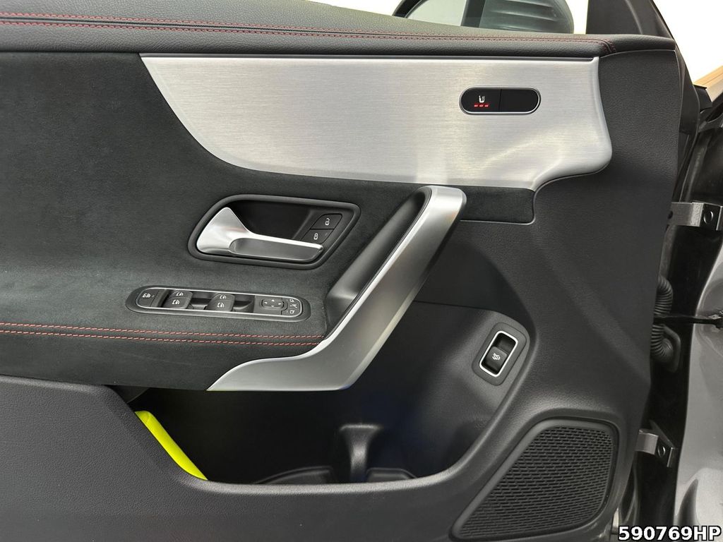 Mercedes-Benz CLA 220 2024