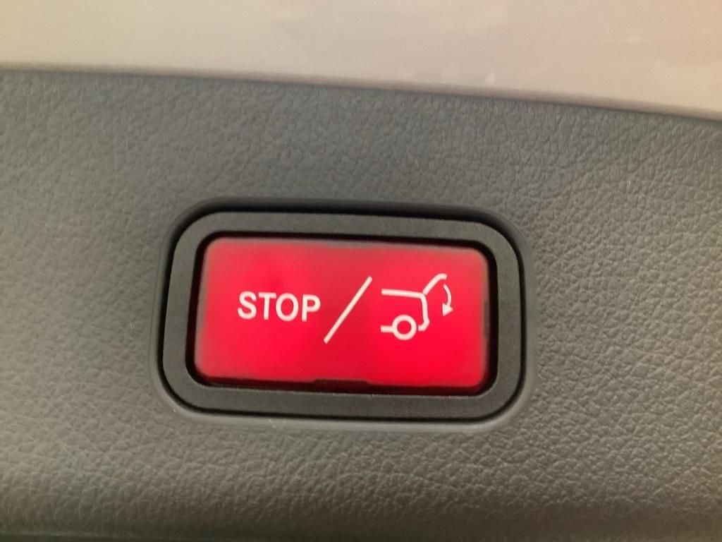 Mercedes-Benz GLC 300 2025