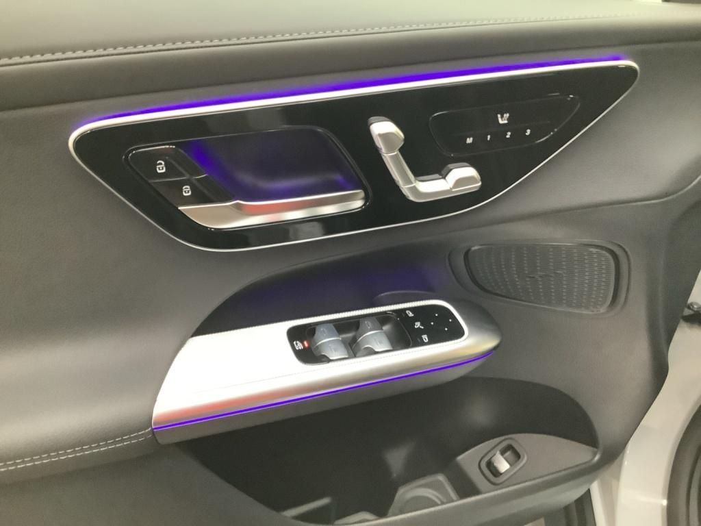 Mercedes-Benz GLC 300 2025