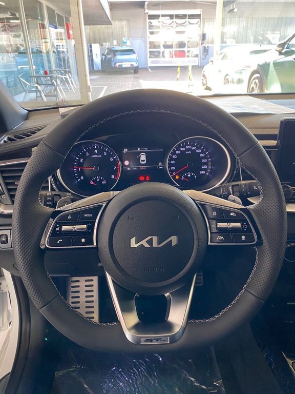 Kia pro cee'd / ProCeed 2025