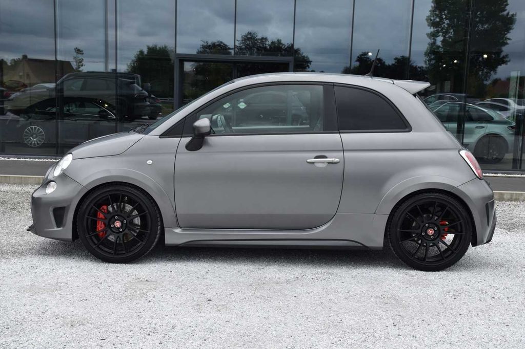 Abarth 695 2016