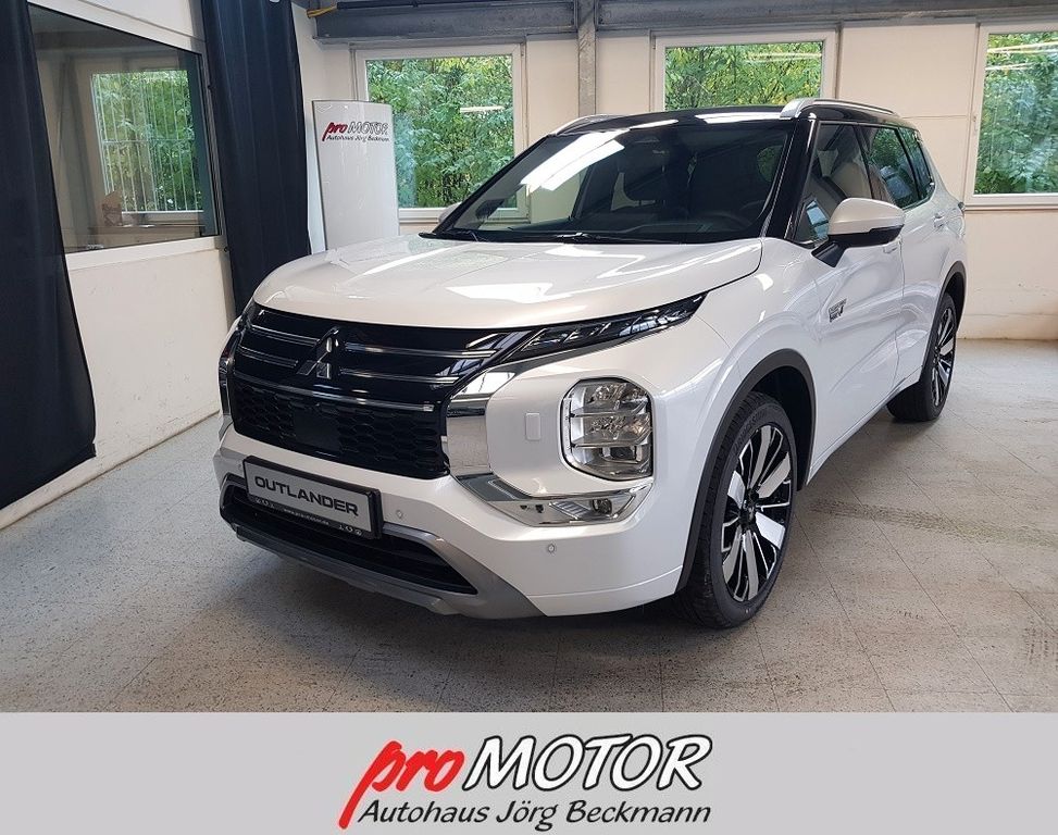 Mitsubishi Outlander 2025