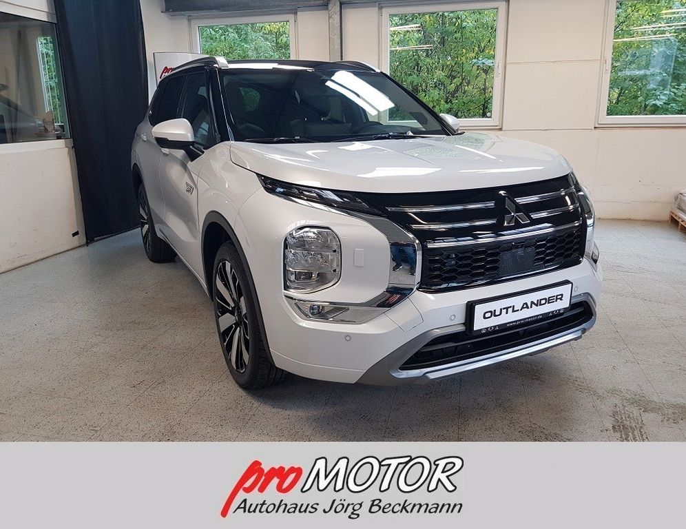 Mitsubishi Outlander 2025