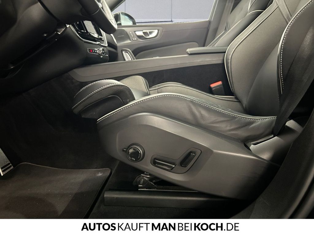 Volvo XC60 2022