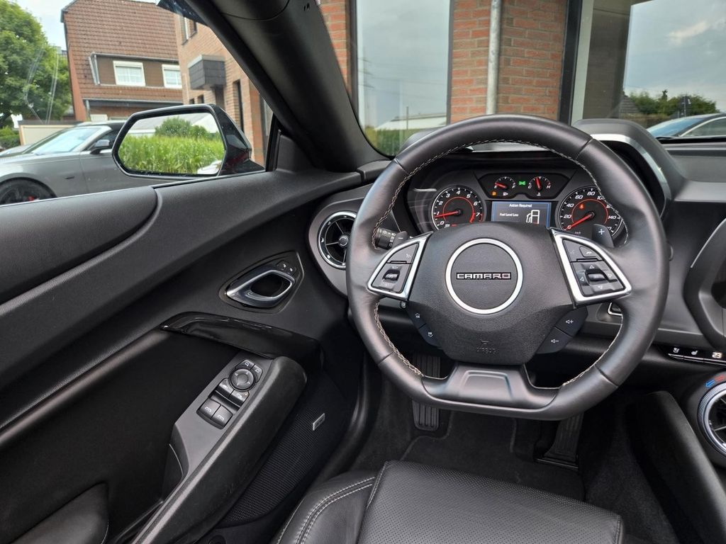 Chevrolet Camaro 2023