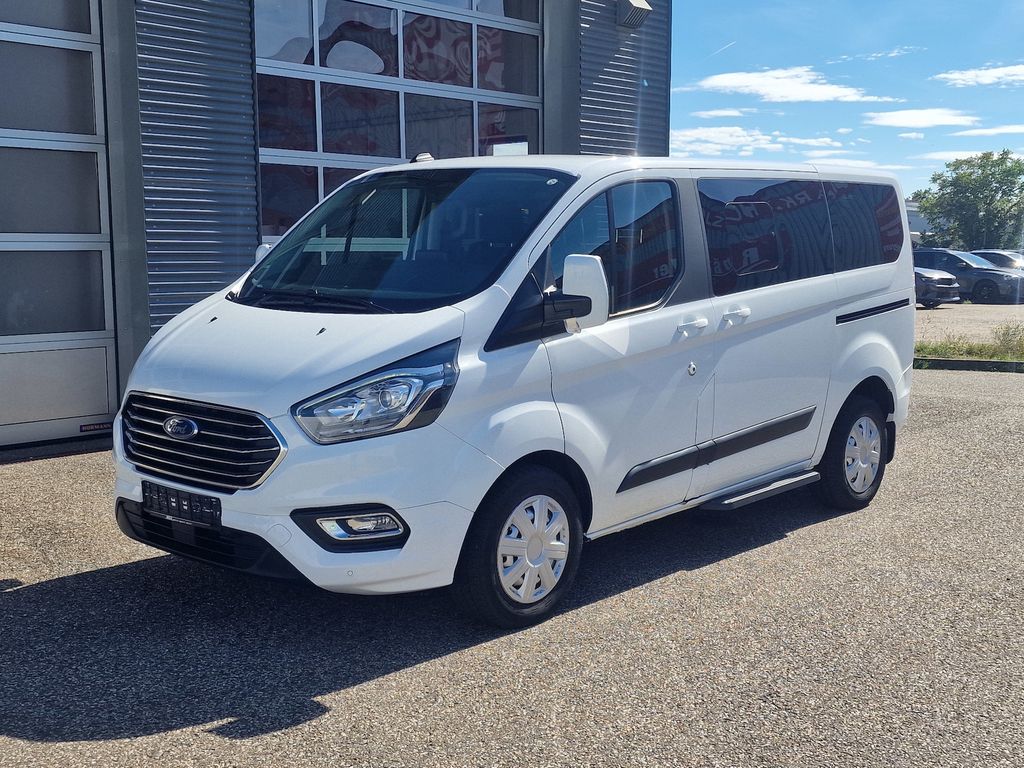 Ford Tourneo Custom 2020