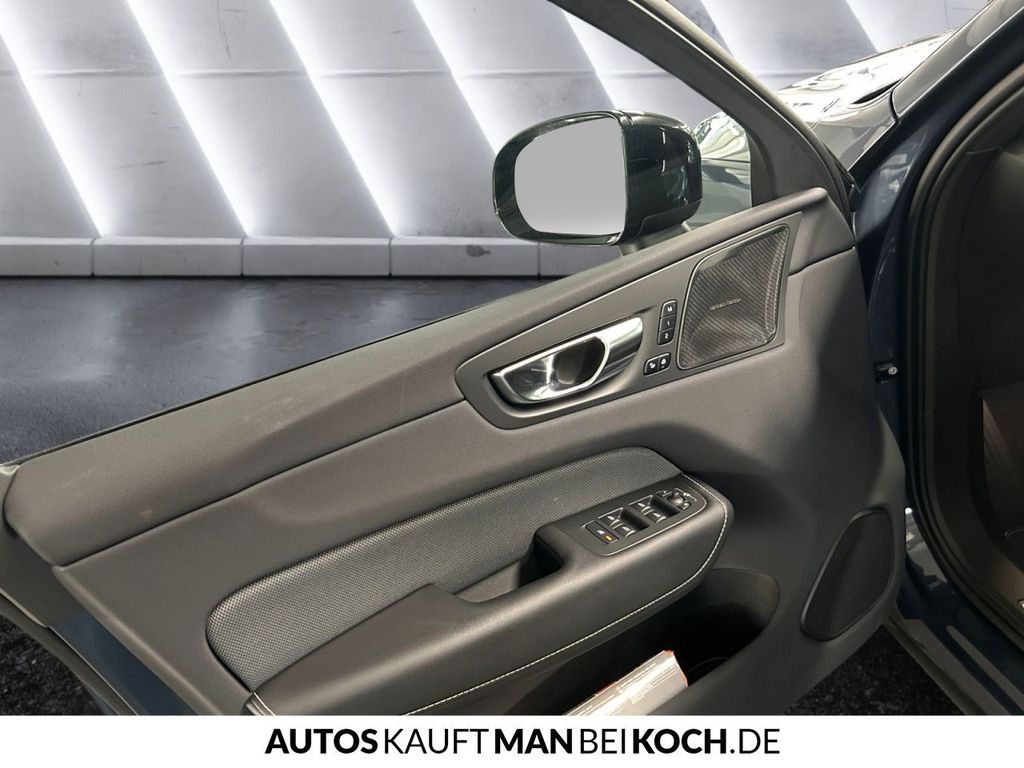 Volvo XC60 2022