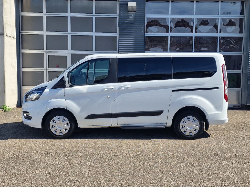 Ford Tourneo Custom 2020
