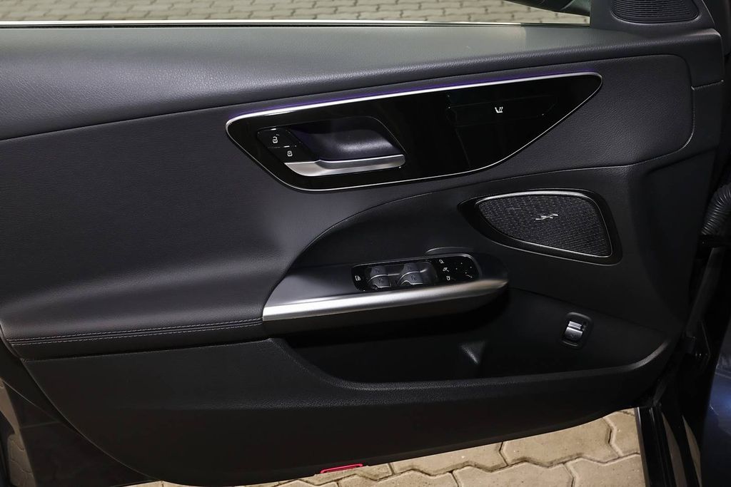 Mercedes-Benz C 200 2024