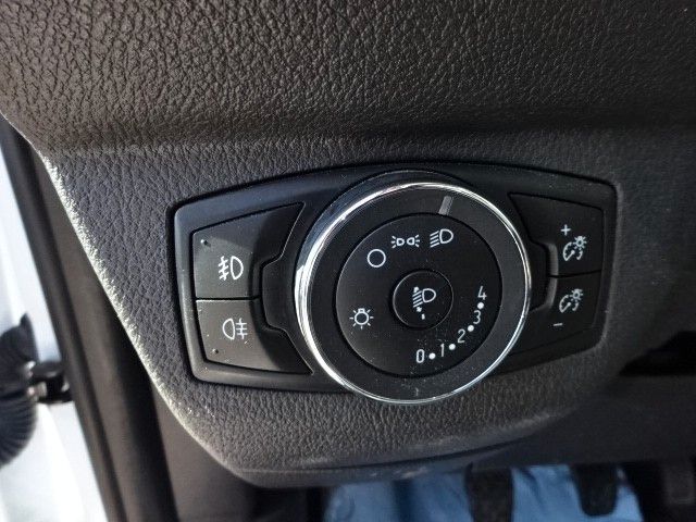 Ford Transit Courier 2021