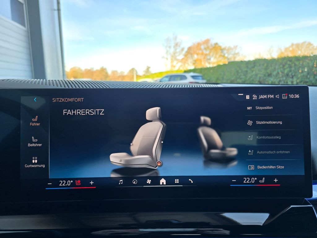 BMW i5 2024