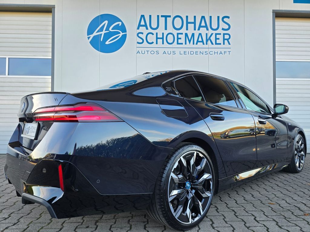 BMW i5 2024