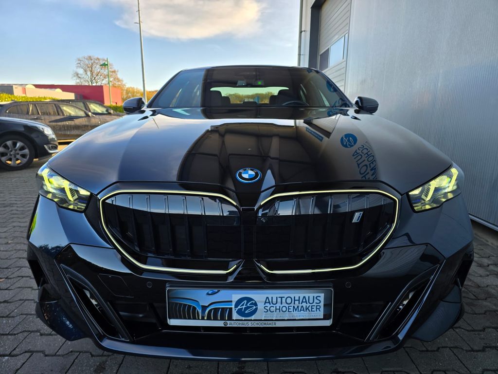 BMW i5 2024