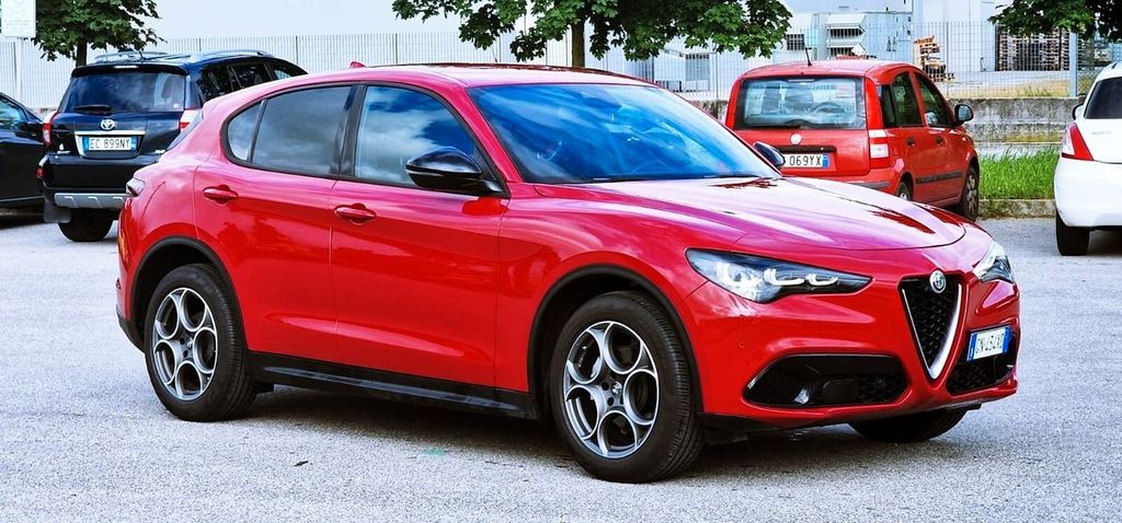 Alfa Romeo Stelvio 2023