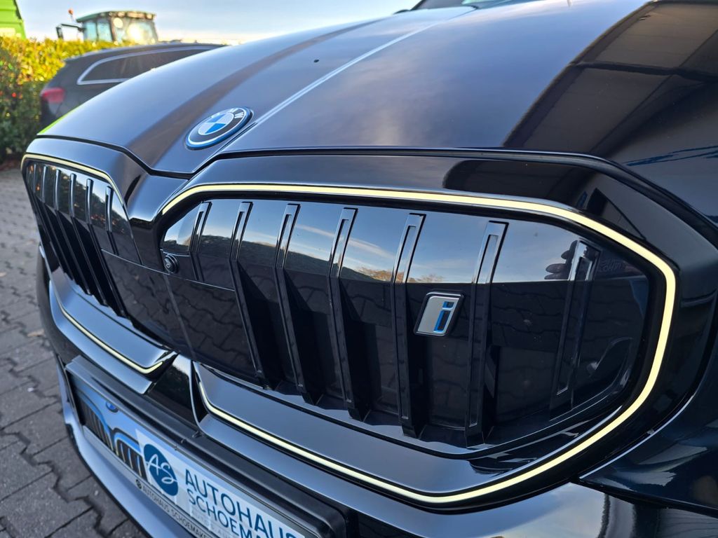 BMW i5 2024