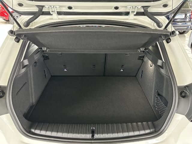 BMW 120 2024