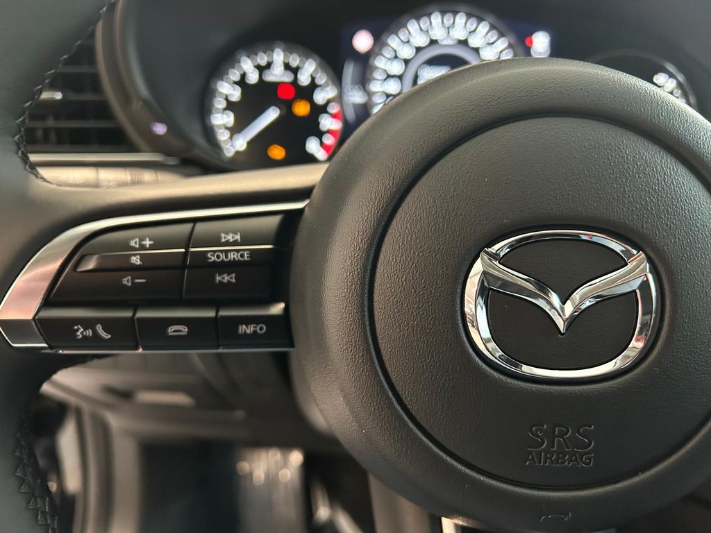 Mazda CX-30 2025