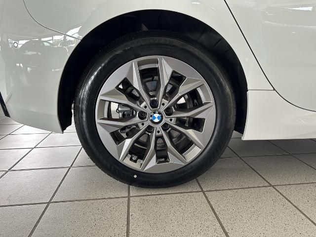 BMW 120 2024