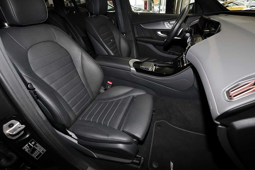 Mercedes-Benz EQC 2023