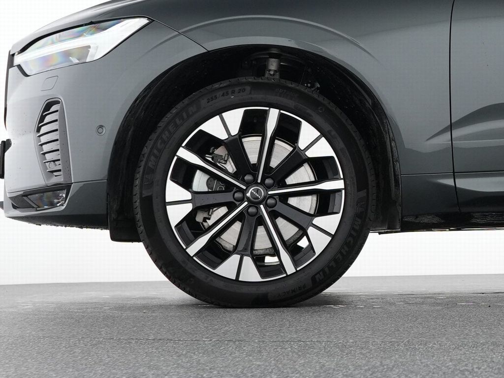 Volvo XC60 2025