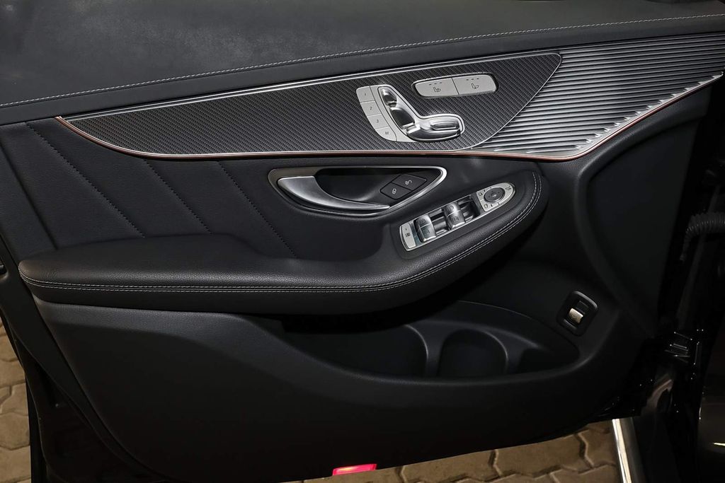Mercedes-Benz EQC 2023