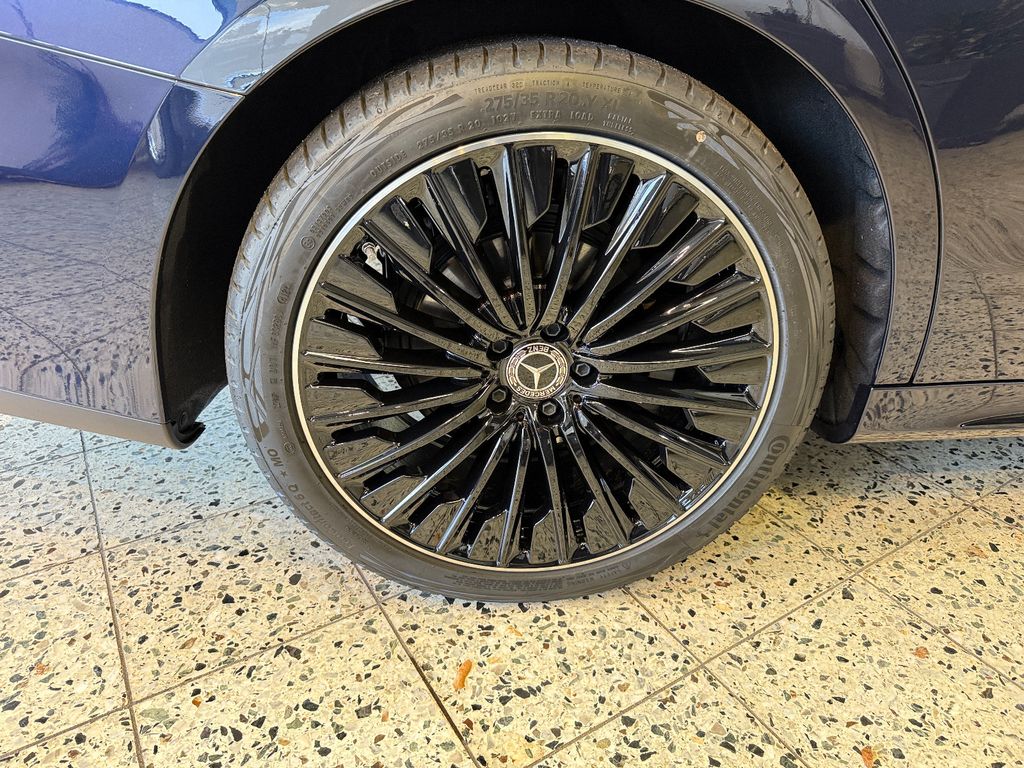 Mercedes-Benz E 200 2025