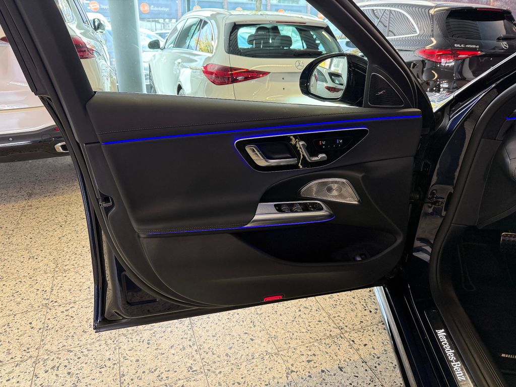 Mercedes-Benz E 200 2025