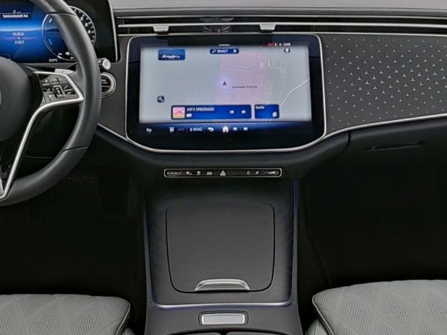 Mercedes-Benz E 300 2024