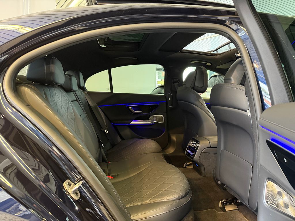 Mercedes-Benz E 200 2025