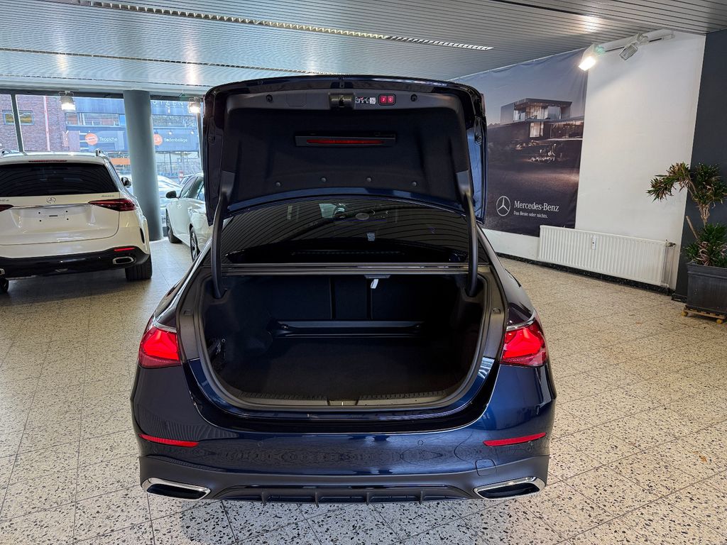 Mercedes-Benz E 200 2025