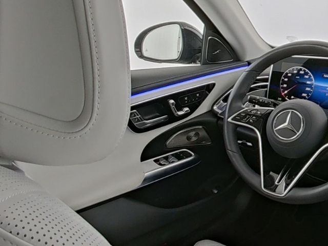 Mercedes-Benz E 300 2024