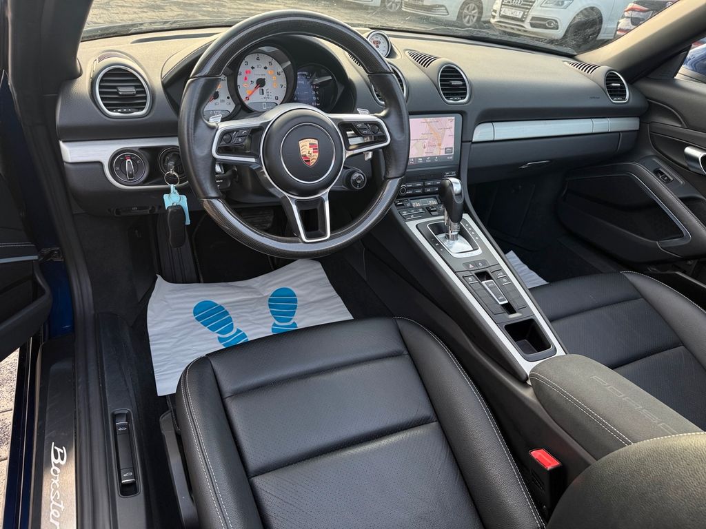 Porsche Boxster 2024