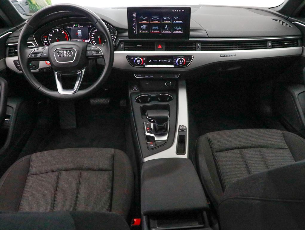 Audi A4 2022