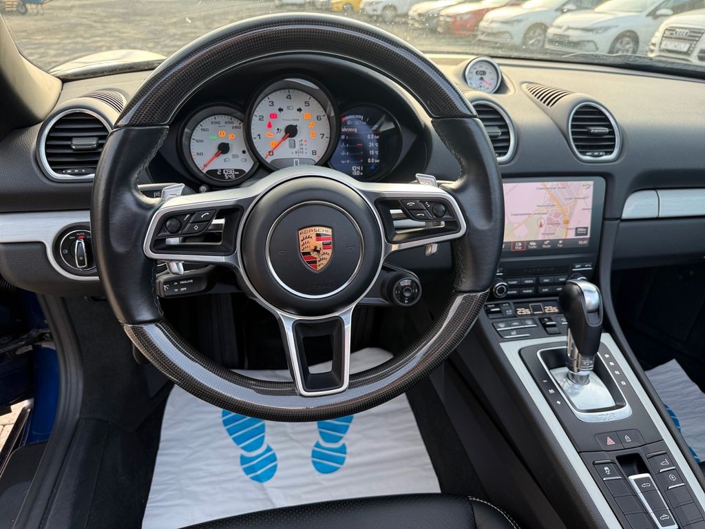 Porsche Boxster 2024