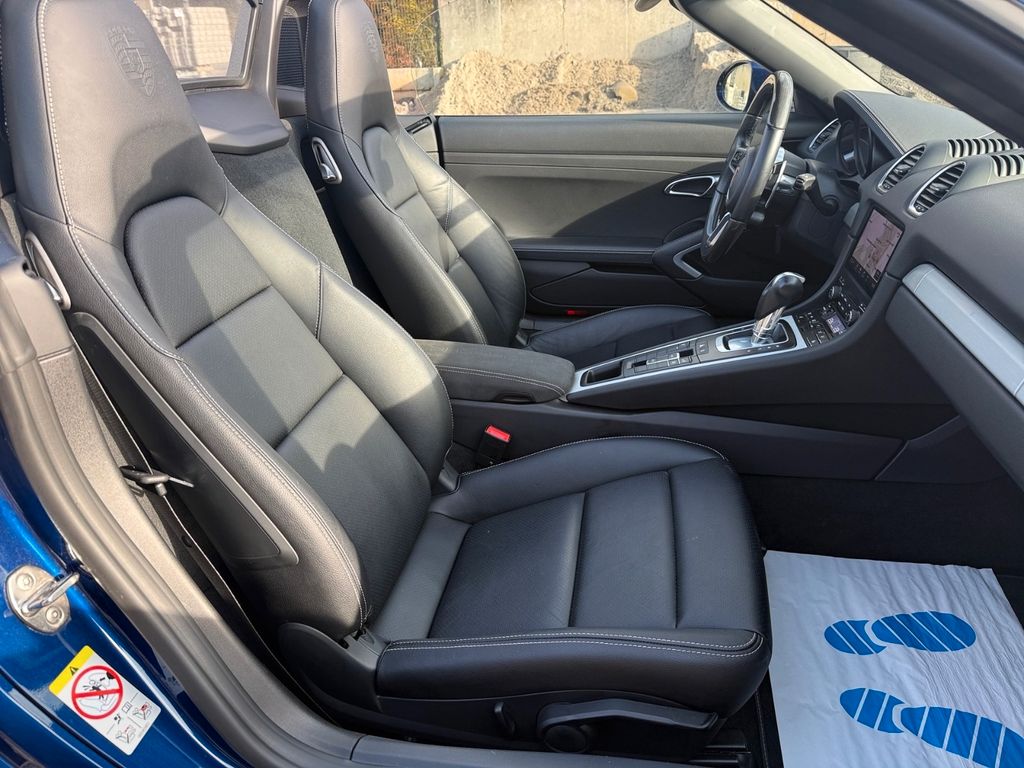 Porsche Boxster 2024