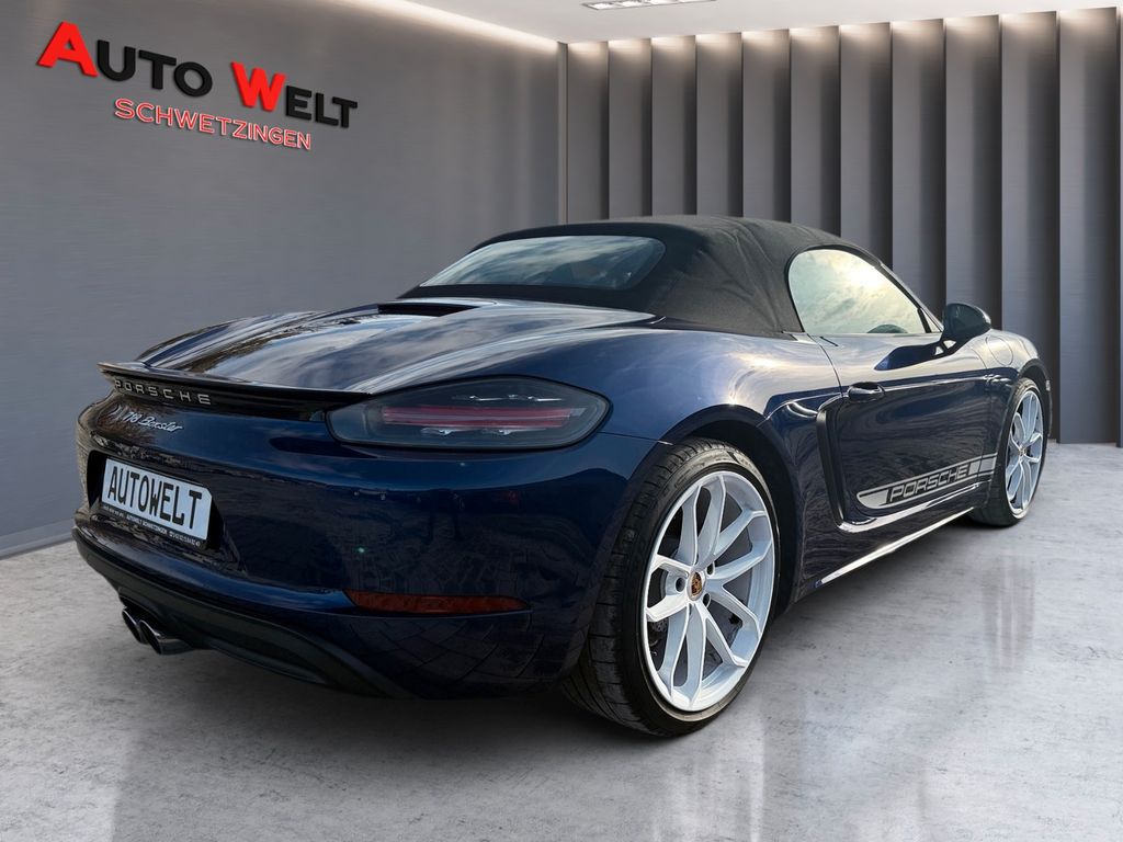Porsche Boxster 2024