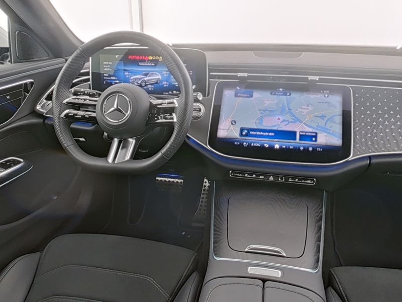 Mercedes-Benz E 300 2025