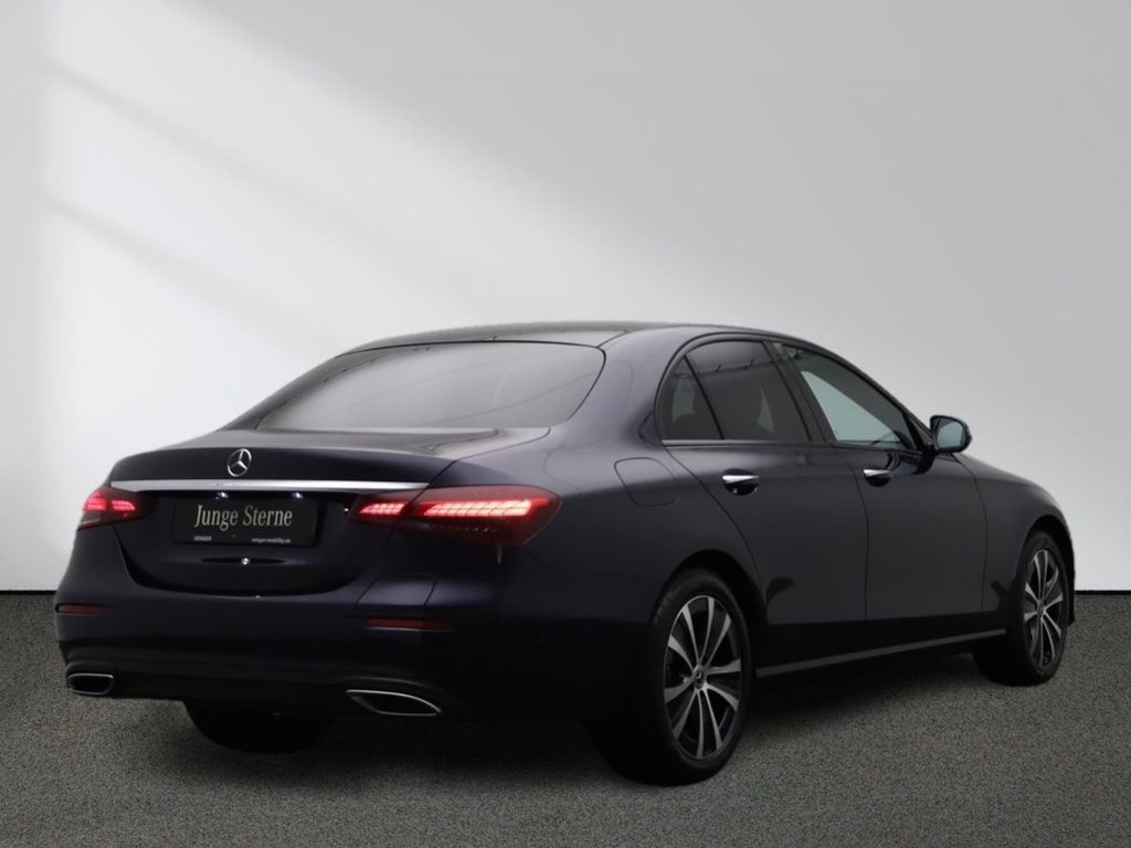 Mercedes-Benz E 300 2023