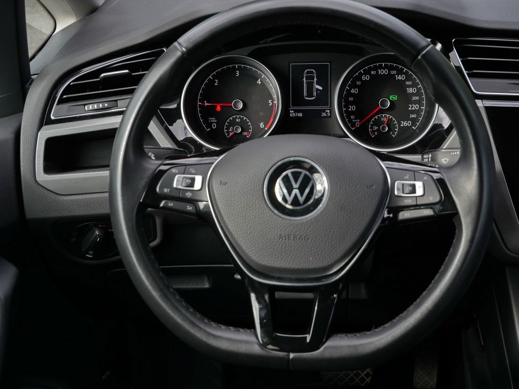 Volkswagen Touran 2022