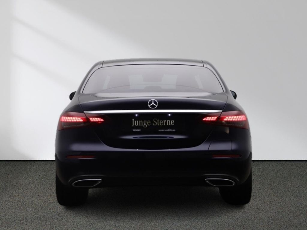 Mercedes-Benz E 300 2023