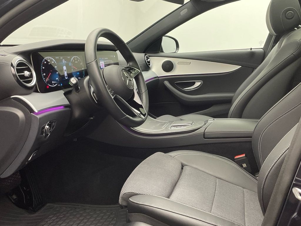 Mercedes-Benz E 300 2023