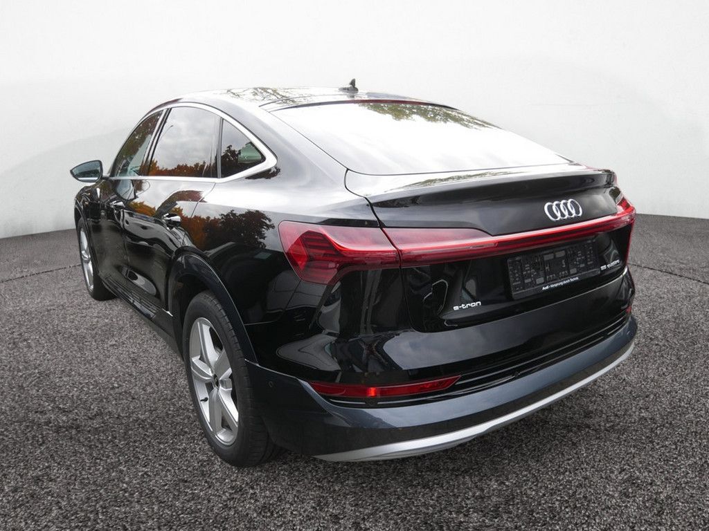 Audi e-tron 2022