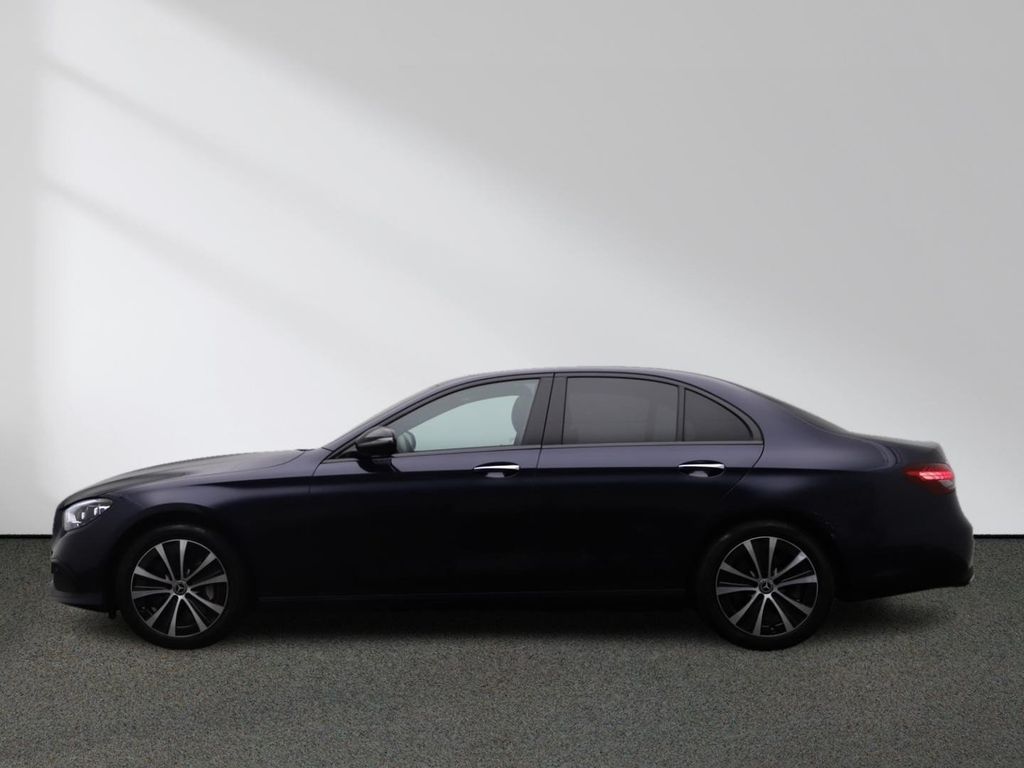 Mercedes-Benz E 300 2023