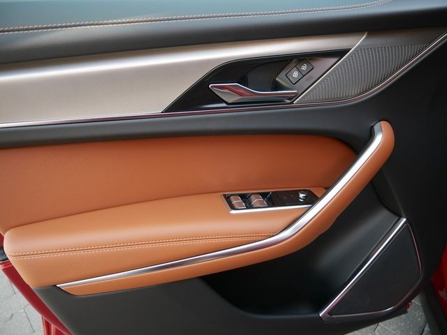 Jaguar F-Pace 2023