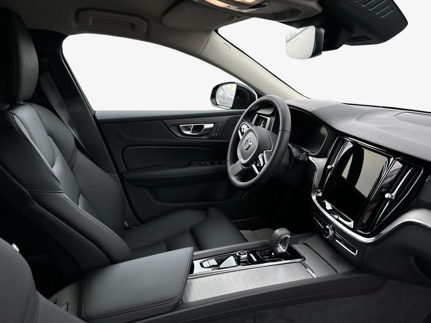 Volvo V60 Cross Country 2024