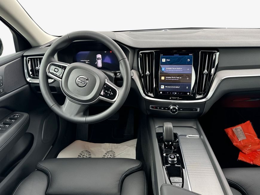 Volvo V60 Cross Country 2024