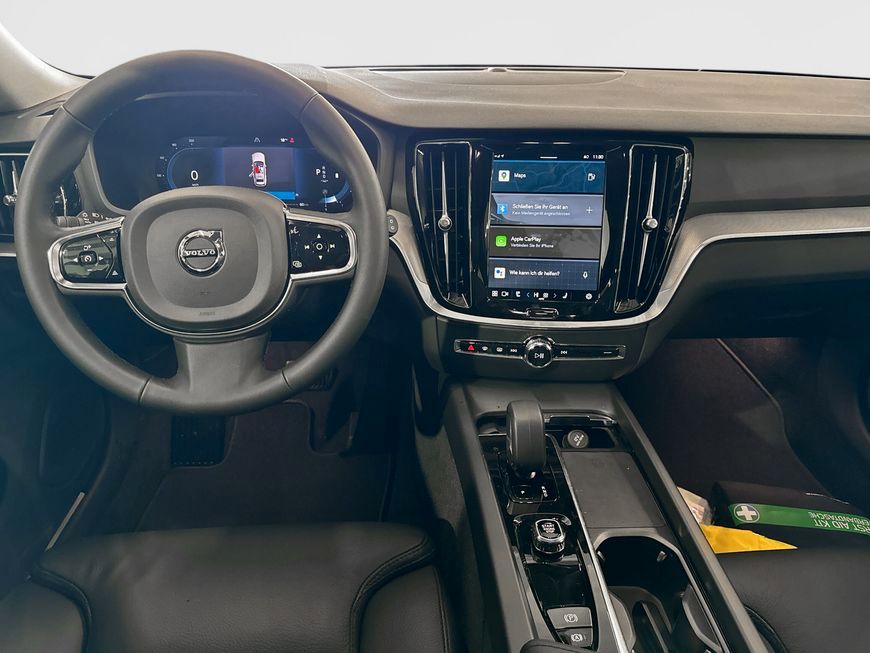 Volvo V60 Cross Country 2024